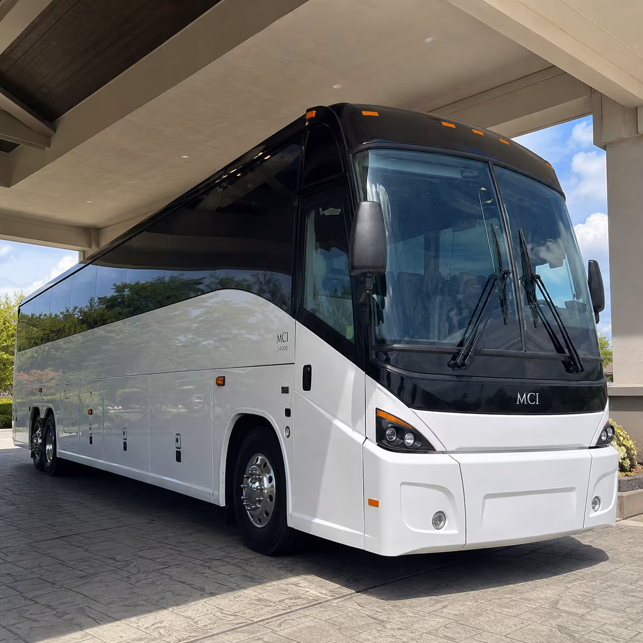 charter buses for corporate events and conferences at h e b center