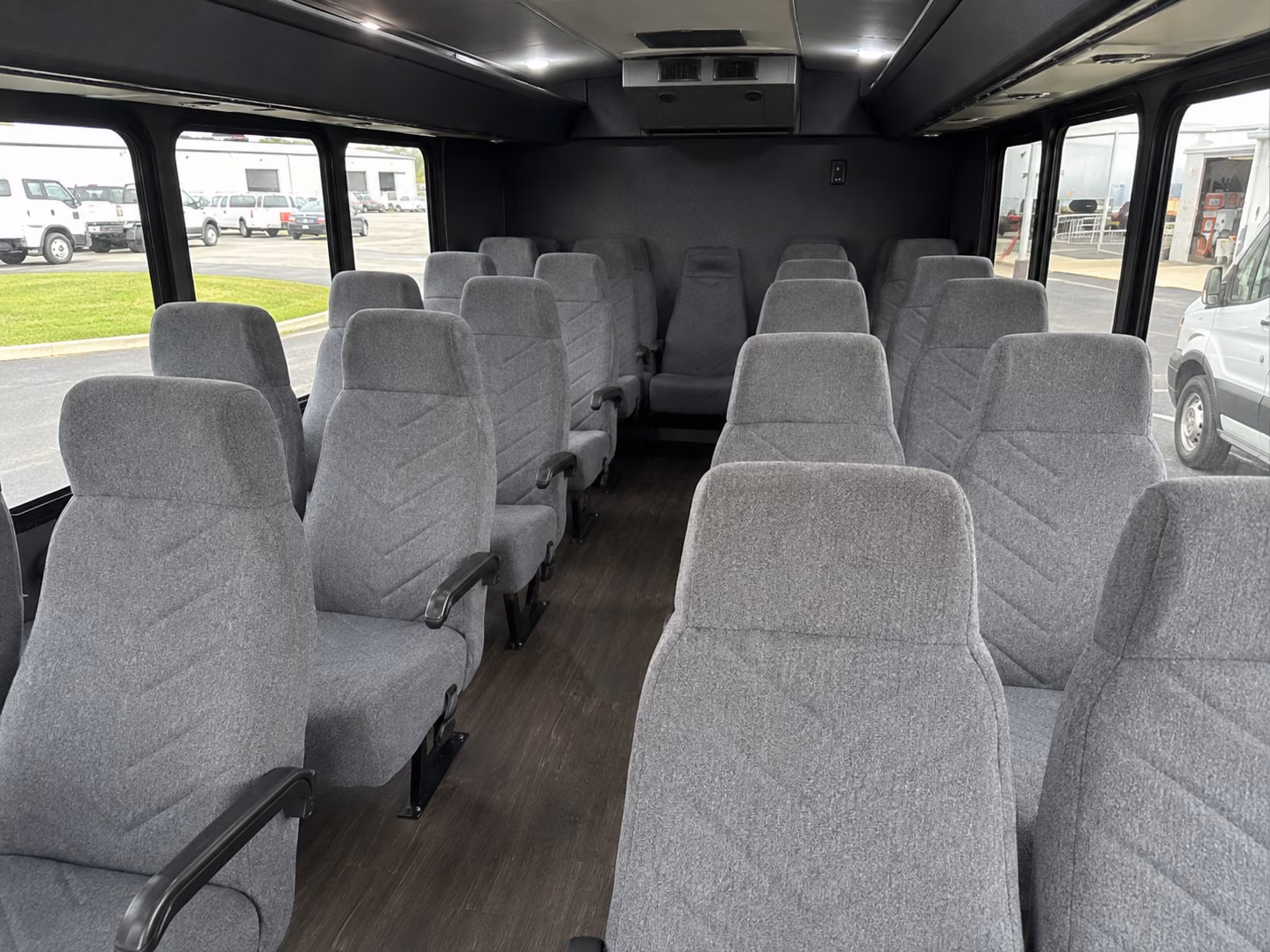 long distance buses for san antonio and houston sporting events