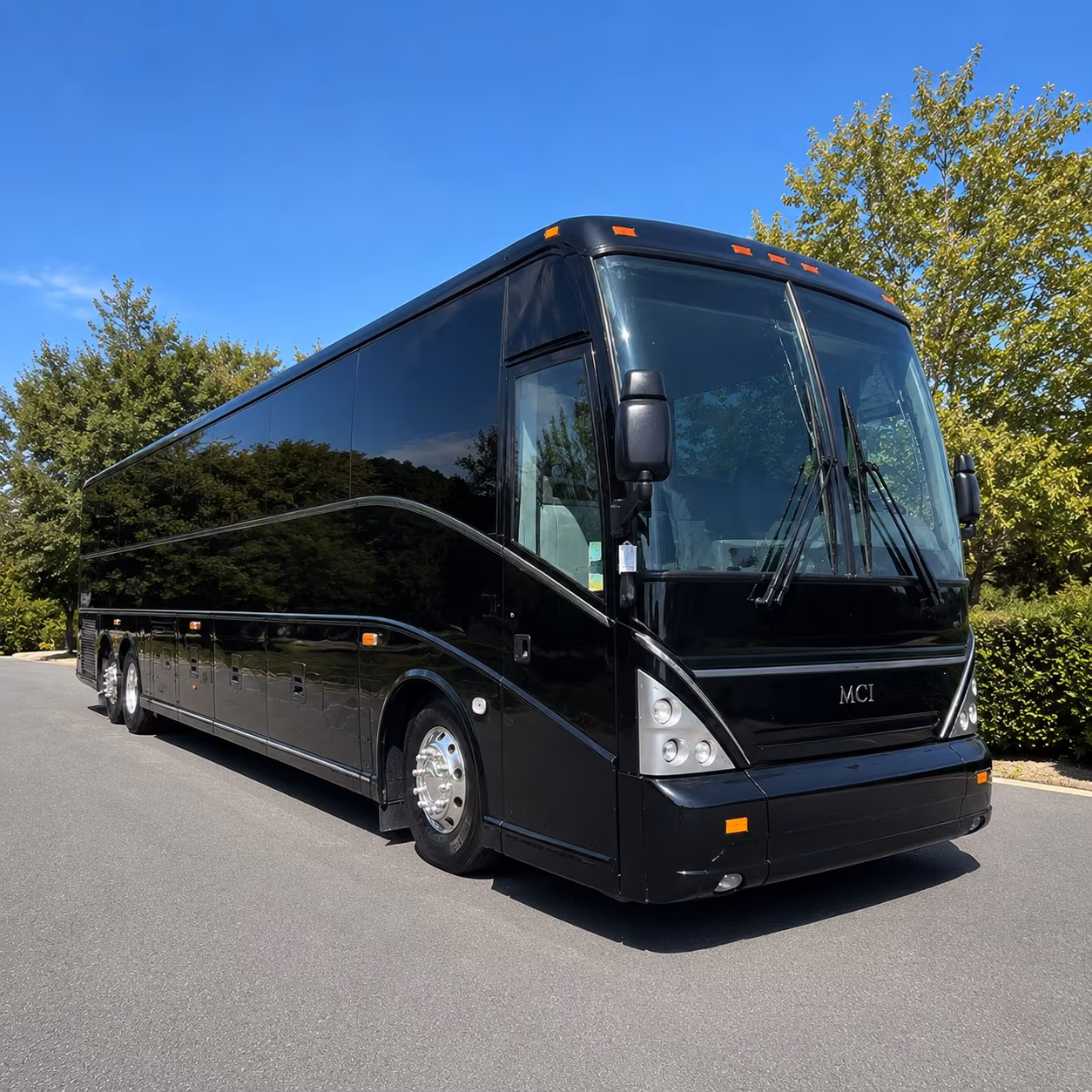 shuttle buses for fort cavazos personnel and cedar park area military units